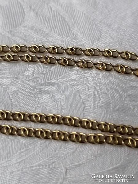 14 Carat gold twisted pattern necklace 4.3 gr 51 cm