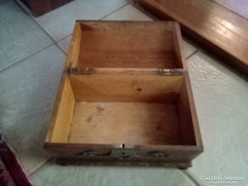 Metal-lined oak chest