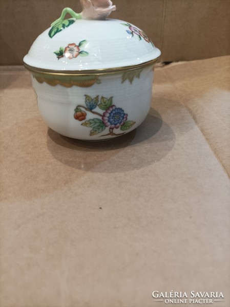 Herend porcelain bonbonier, 10 cm size perfect piece with Victoria pattern