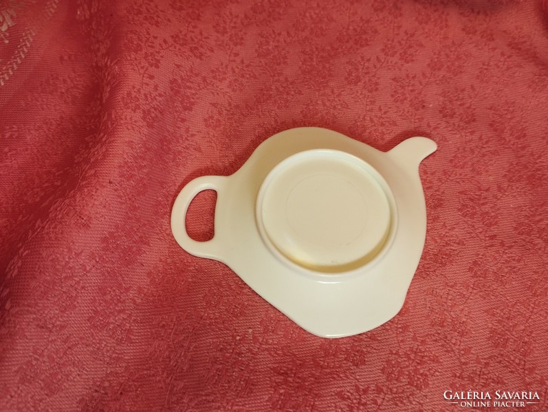 Pink tea filter holder, kitchen accessory