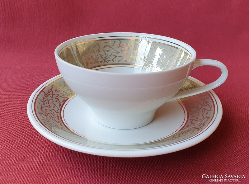 Német porcelán teás kávés csésze csészealj tányér arany mintával