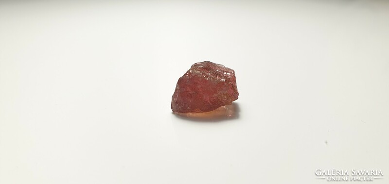 Extra pink tourmaline crystal 8 carats. With certification.