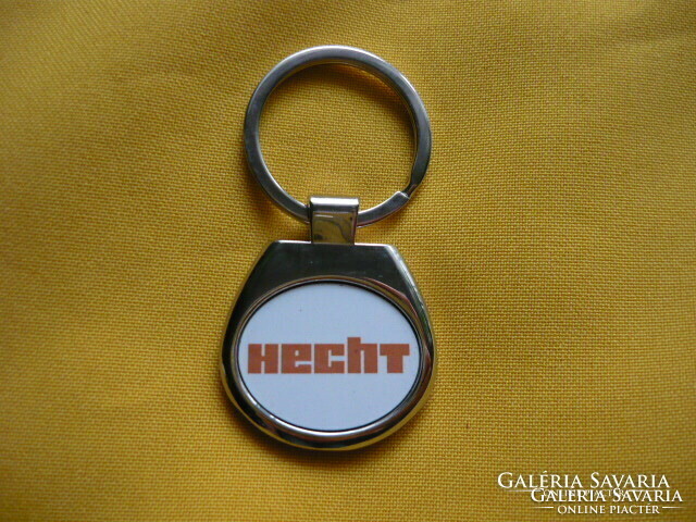Hecht oval metal keychain