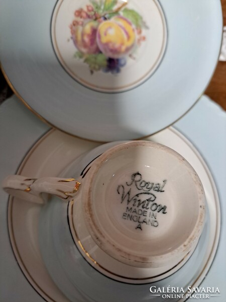 Royal winton vintige porcelain tea cup with cake plate