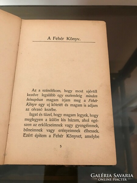 Fehér Könyv irja Bródy Sándor Budapesten az író kiadása. 1900.januárius