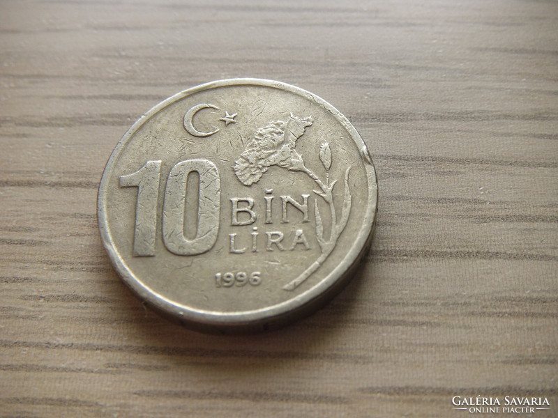 10.000  Líra 1996  Törökország ( Török Font )