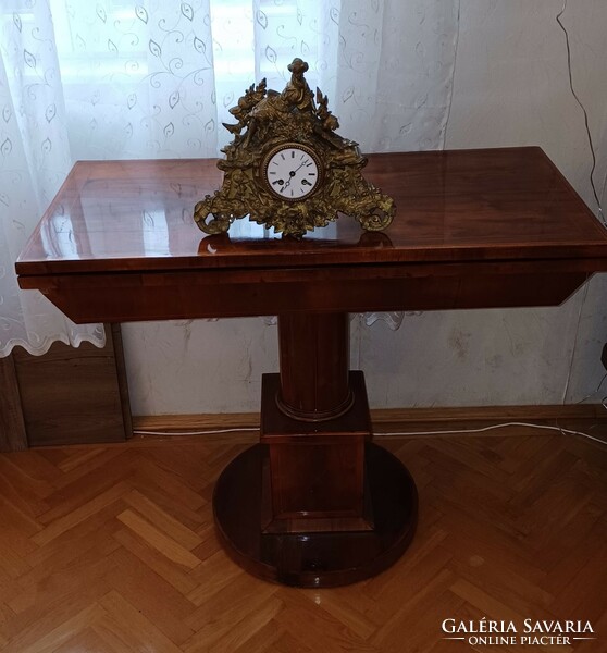 Antique Biedermeier chess table jàtèk table console wonderful shape can be opened. Video too!.