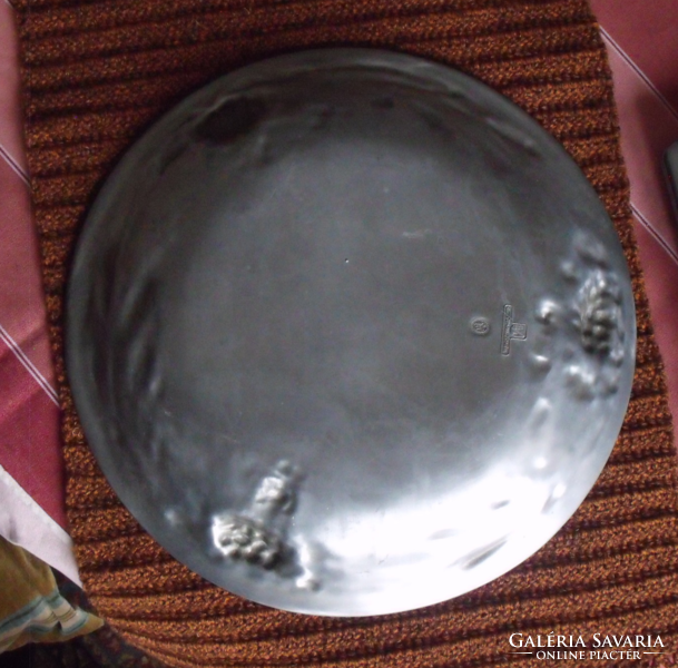 Old 34cm solid marked pewter / cin with grape and grain pattern centerpiece / bowl / decorative bowl