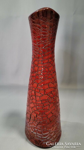 Flawless! Modern vase of Zsolnay eozin ox blood, shrink glaze