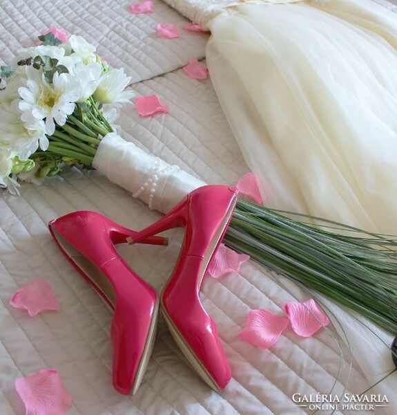 Packs of 100 textile flower petals, rose petals, petals in baby pink color