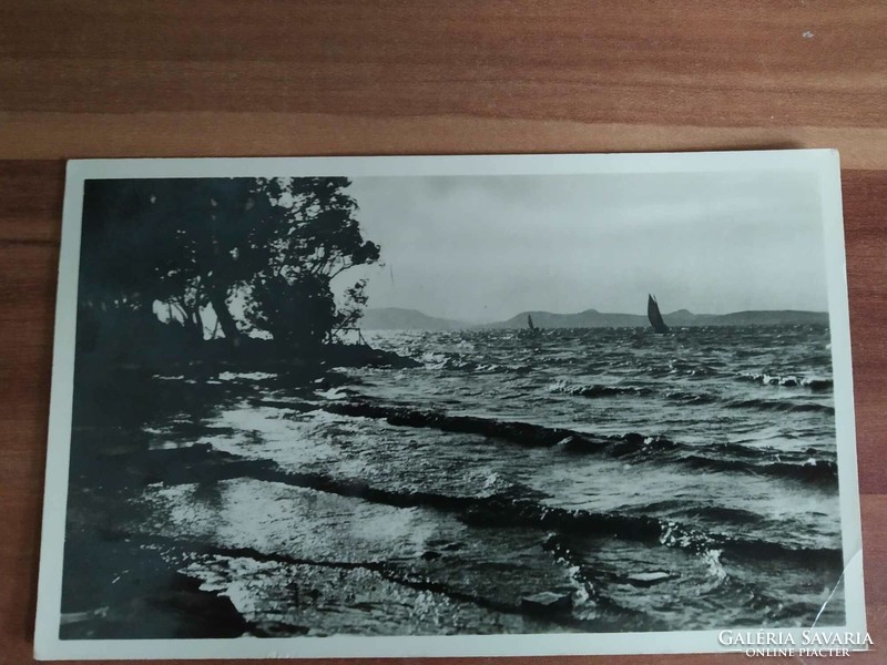 Balaton,hullámzó Balaton, hajó, Karinger fotó, 1950-ből