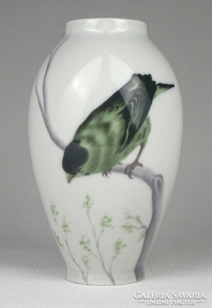 1P793 old small porcelain vase with birds 13 cm