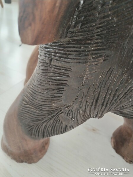 Kávéházi,sarok bútor - indiai jelleggel / elefánt asztal + 2 db .szék