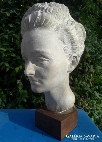 2 pcs. Female bust / Art Nouveau - art deco.