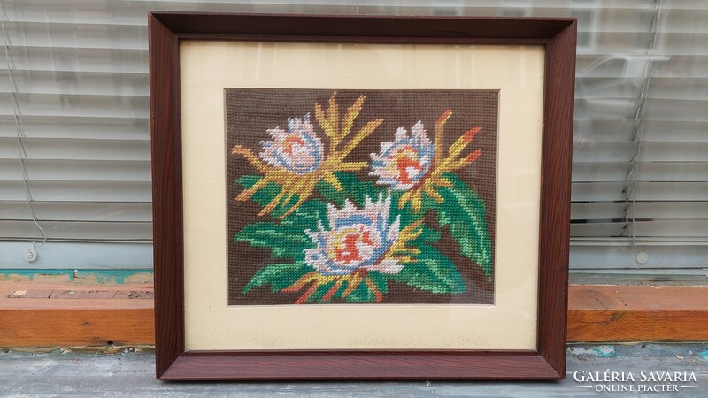 Glazed wooden picture frame, internal size 28x32 cm