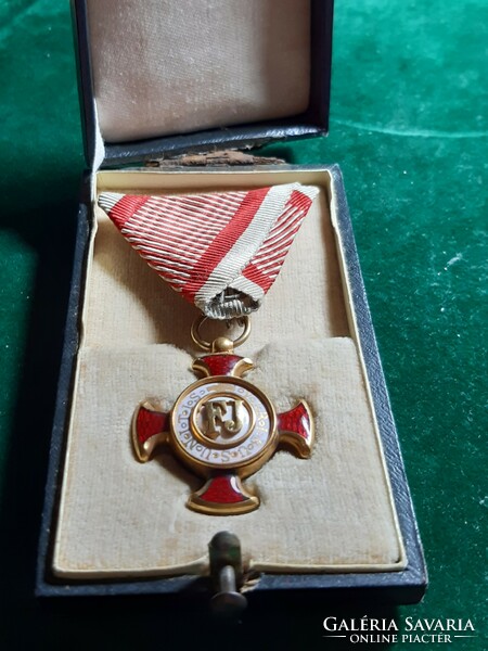 József Ferenc, gold cross of merit on the ribbon of the valor medal, in its original box