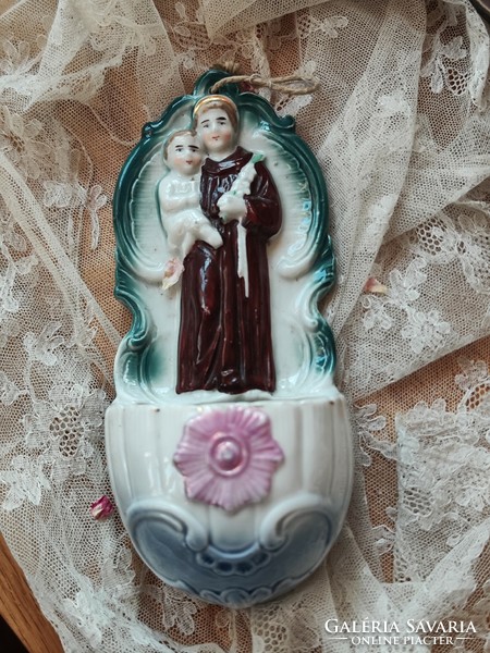 Porcelán Szent Antal szenteltvíztartó,jelzett