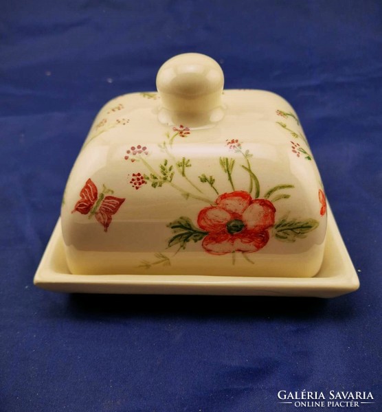 Ceramic butter dish with a romantic pattern