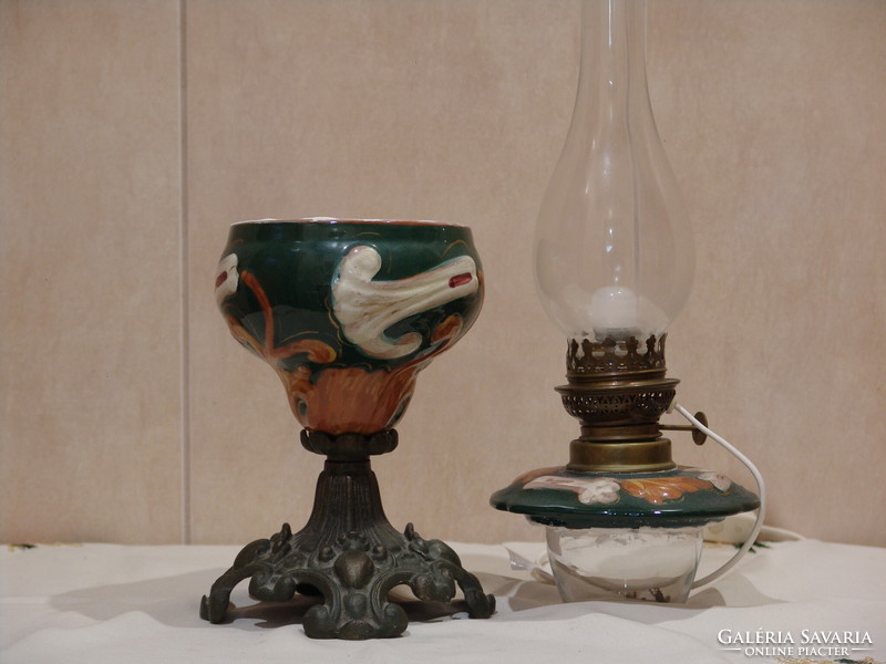 Hand-painted faience kerosene lamp