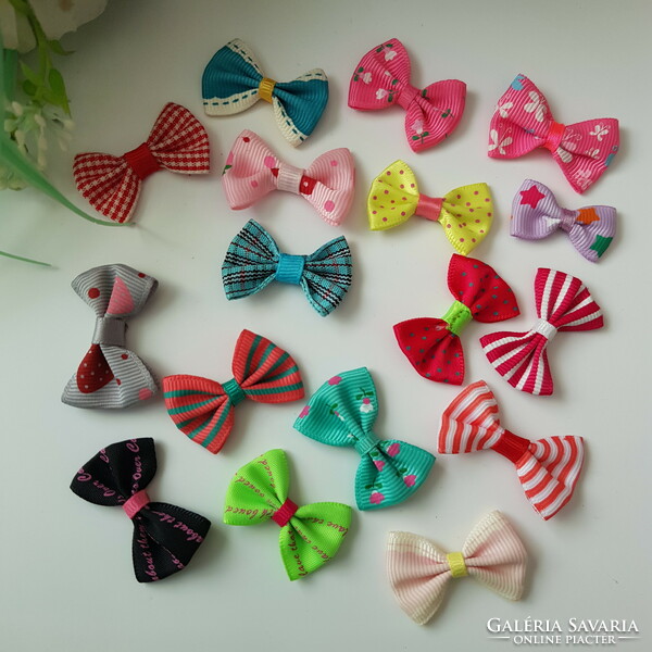 New, handmade, 17-piece mini bow package, colorful taffeta bows, decoration