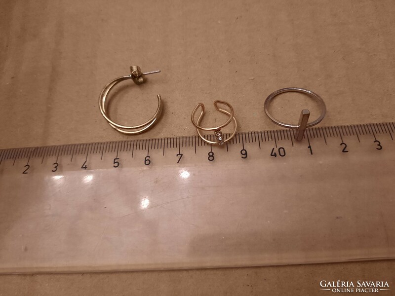 Orvosi fém,  nemesacél,   arany színű 2 gyűrű, 1 db fülbevaló, Alkudható