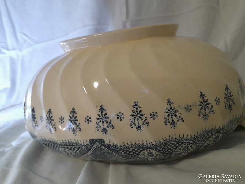 Fischer soup bowl with emma decor