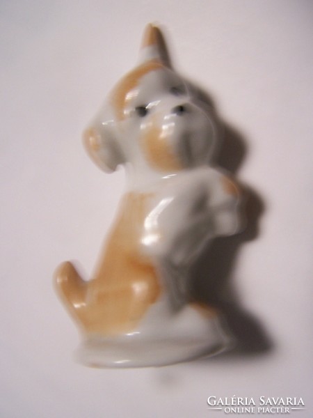 Pointing-ear dog - aquincum porcelain, flawless, marked