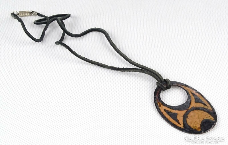 1Q046 barkos bea: fire enamel necklace
