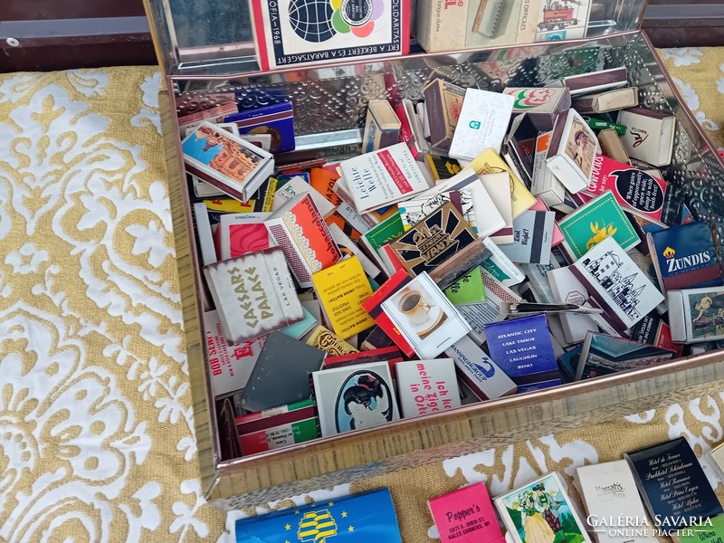 A collection of 220 matchboxes