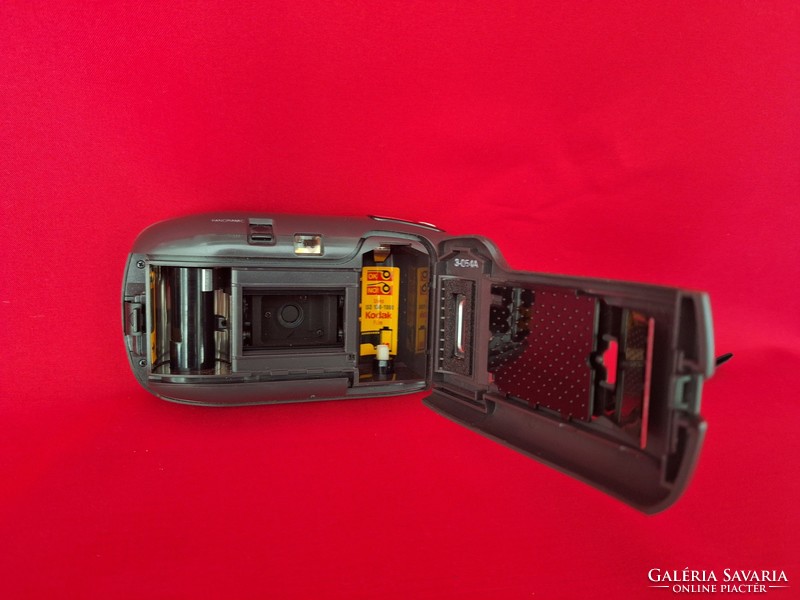 Kodak camera, cameo auto focus, with case