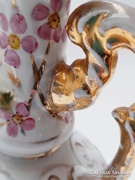 Zsolnay családi pecsétes váza, 20 cm, sérült