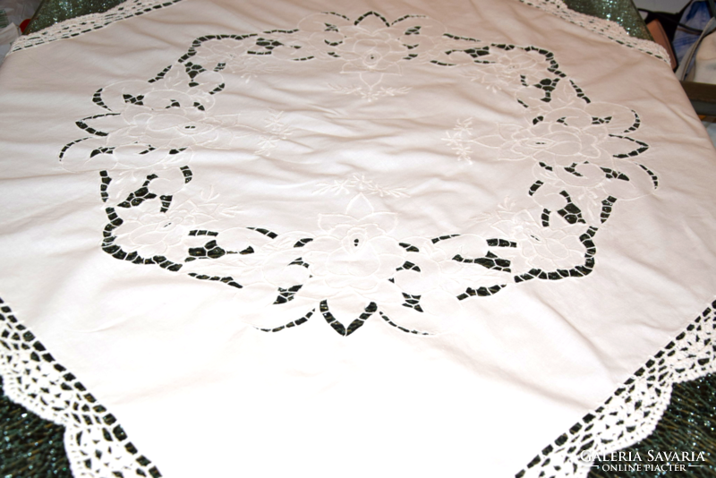 Old antique hand-embroidered rosette lace tablecloth tablecloth centerpiece needlework 89 x 85 cm
