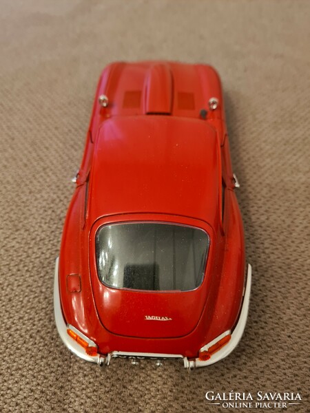 1:18 car model jaguar, negotiable price