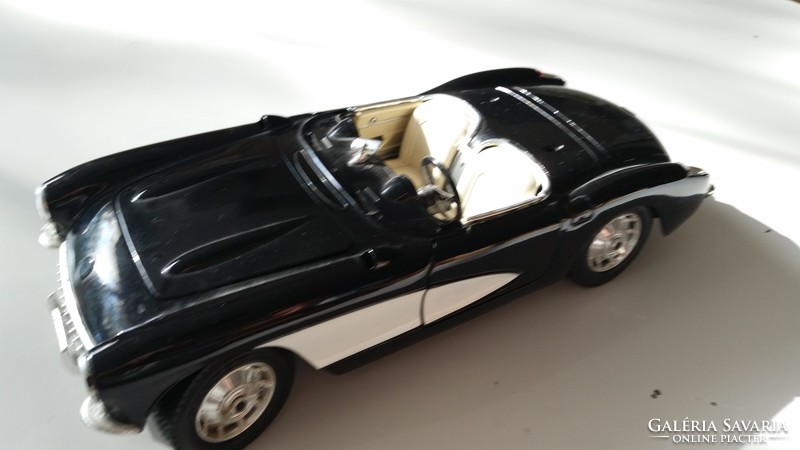 1:18 Corvette car model