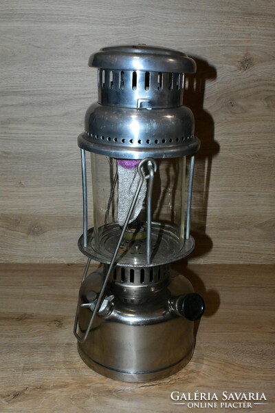 Gas lamp, kerosene lamp