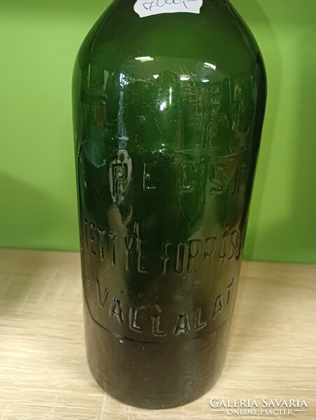 Zöld csattos Pécsi Tettye Forràsvíz üveg