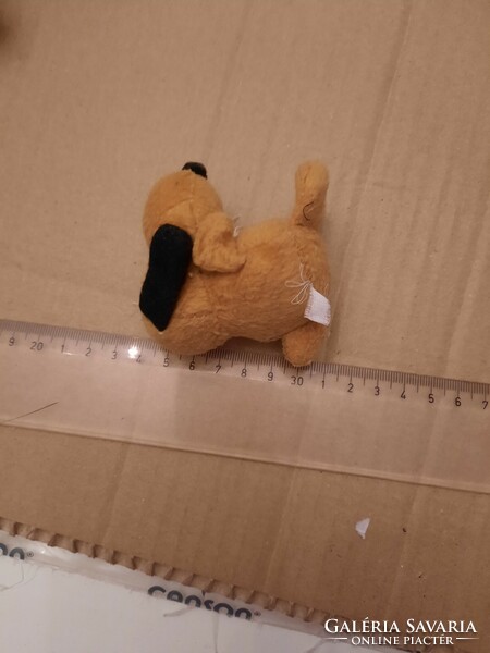 Plush toy, small dog, puppy, probably a keychain figure, negotiable