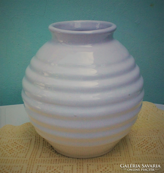 Retro tire pattern belly vase with white glaze