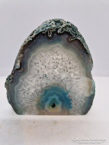 Agate mineral stone engraving