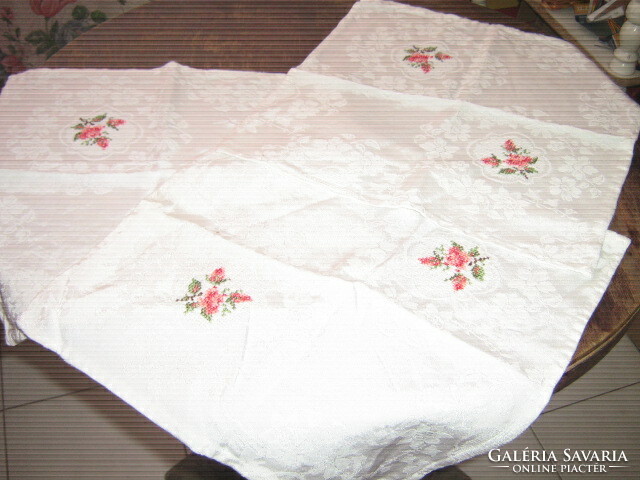 Cute embroidered pink damask napkin