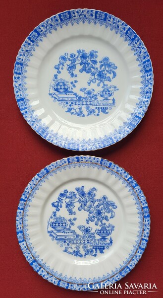 4db Bavaria China Blau és 2db Askania német porcelán kistányér süteményes tányér arany széllel