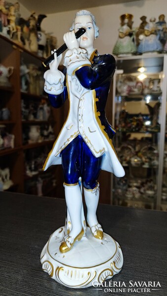 Royal dux figure