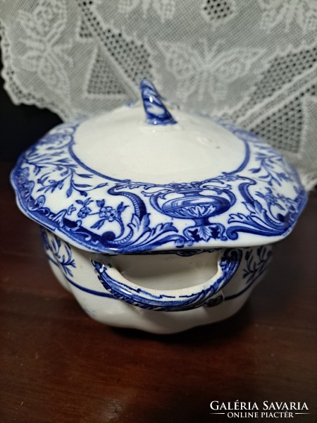 English antique athol doulton burshlem royal porcelain serving dish with lid