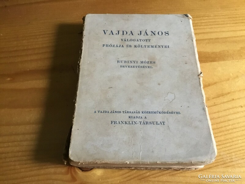 Vajda János válogatott prózája és költeményei 1948- ból eladó.