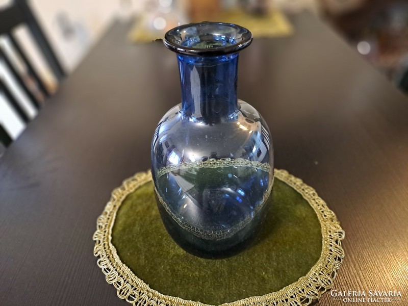 Üveg váza 21x11 cm