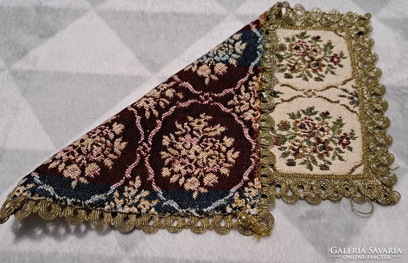 Small tapestry tablecloth for showcase, shelf (m4397)