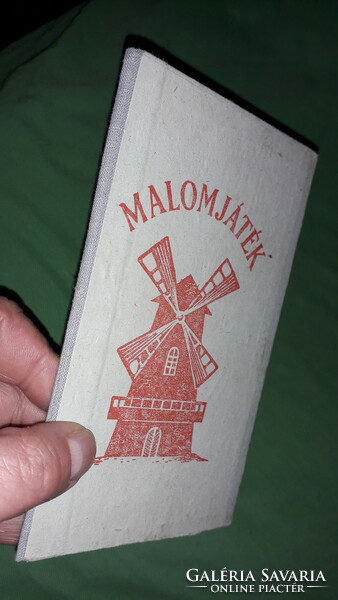 Old paper-based mill game, according to the pictures, a rare board game published by the Zugló printing house