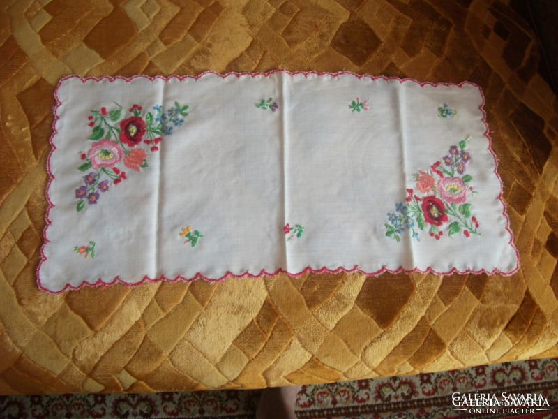 White needlework embroidered, hemmed runner tablecloth, unused