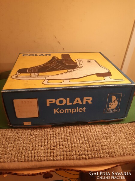 Polar ice skates in original box