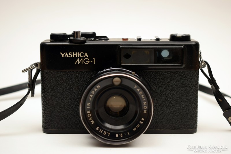 Retró Yashica MG-1 Fényképezőgép / Régi / Objektív 45 mm 1:2.8